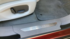 Jaguar F-Pace 2.0d Portfolio 5dr Auto AWD Diesel Estate